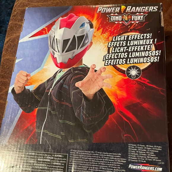 Power Rangers Red Ranger Light up Mask by Hasbro - Picture 3 of 3